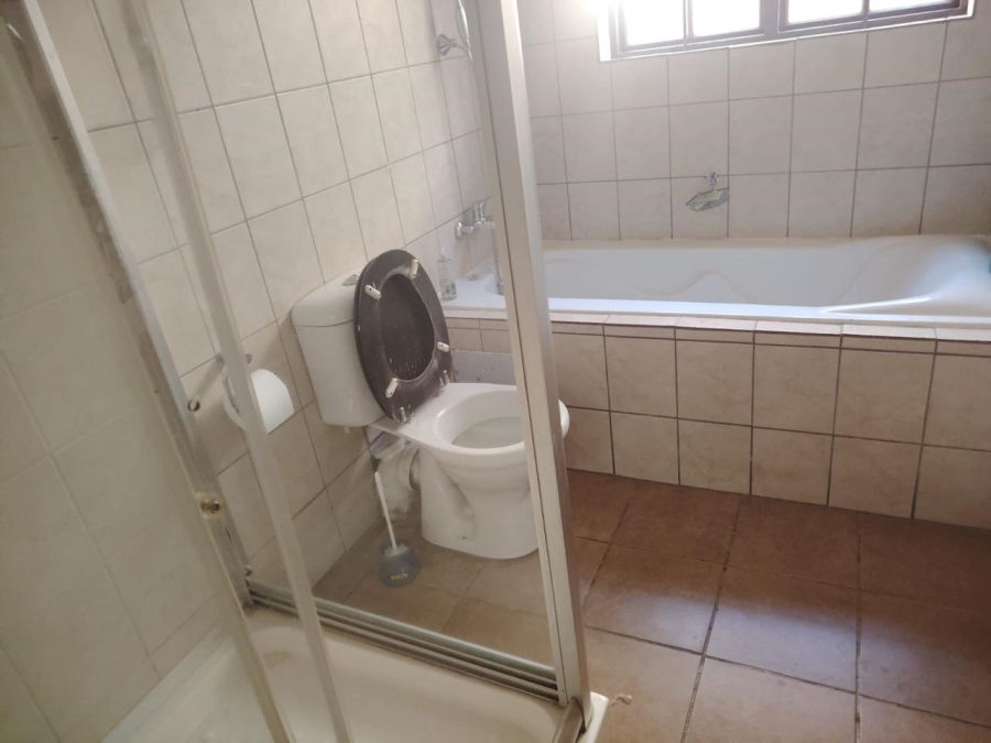 3 Bedroom Property for Sale in Waterval East North West